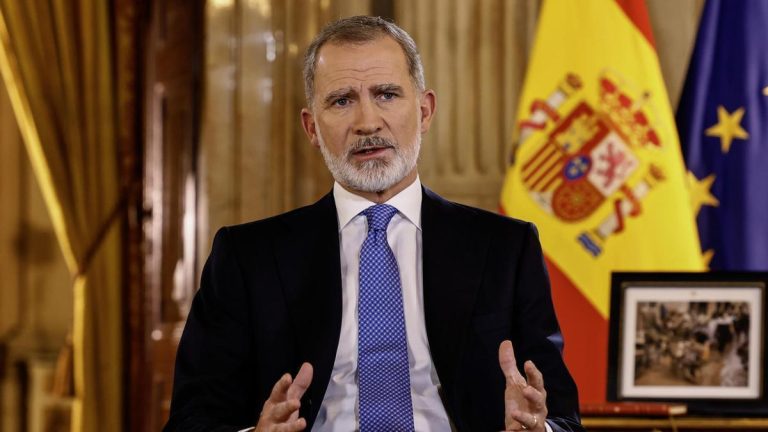 El rey reclama a los políticos «serenidad» para rebajar «el ruido de fondo que impide escuchar a la ciudadanía»