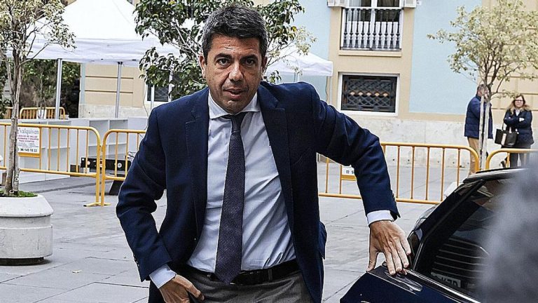 Mazón incrementa en un 33% la dotación de la caja del presidente: 4 millones a repartir a dedo entre asociaciones