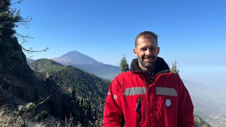 El despido de un profesor sordo en Canarias recuerda la histórica falta de intérpretes en la escuela pública