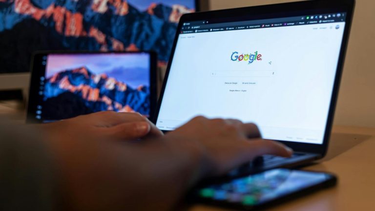 Google lanza una actualización de Chrome tras detectar un agujero de seguridad de «alto riesgo»