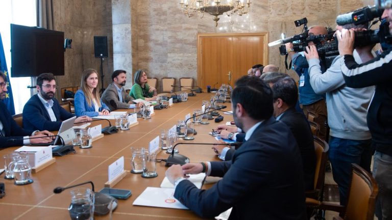 El Gobierno pide más información a las operadoras sobre el apagón