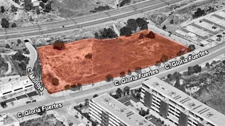 Almeida insiste en privatizar por 30 años unas pistas de pádel en Fuencarral cuyo concurso quedó desierto en 2024