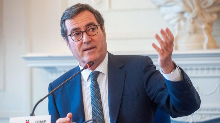 Garamendi (CEOE): «El control horario que pretende Yolanda Díaz nos lleva al mundo de Orwell»