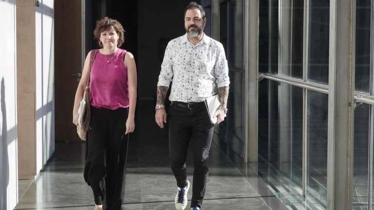 Ainhoa Unzu sustituye a Ramón Alzórriz como portavoz socialista en el Parlamento navarro