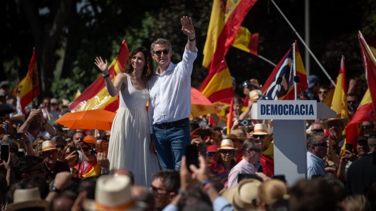 Ayuso renuncia a presentar enmiendas y asume que la elección del presidente del PP quede en manos de los compromisarios
