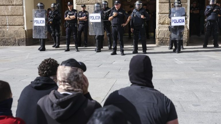Las partes acercan posturas en el conflicto del metal en Cádiz y se citan a una reunión definitiva este domingo
