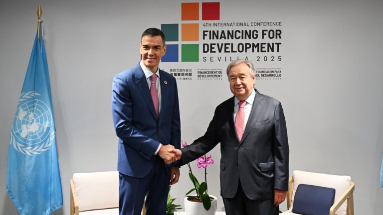 Sánchez y Guterres reivindican la «multilateralidad» de la ONU y la autonomía de cada Gobierno sobre el gasto militar