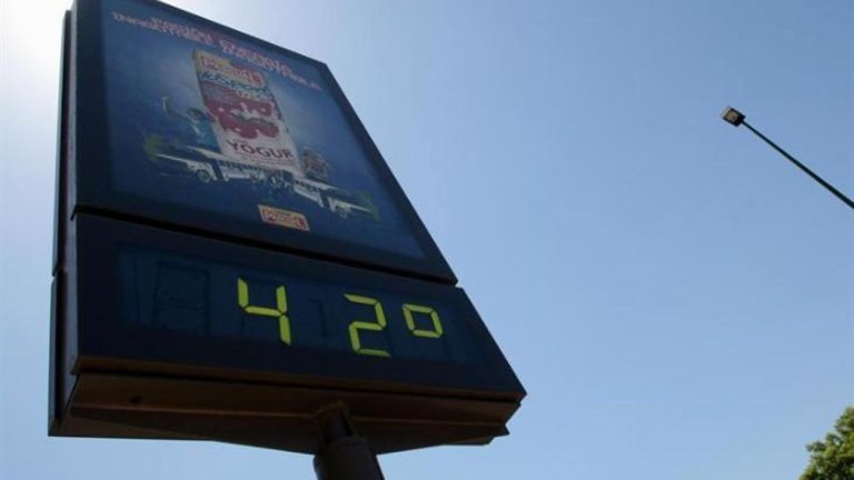 Noches tropicales y alerta naranja en varias comunidades: la ola de calor llega este fin de semana en España