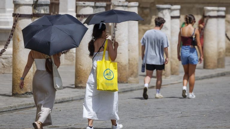 Las claves de la primera ola de calor del verano en España: más de 40 grados, noches tropicales y zonas donde se prolongará
