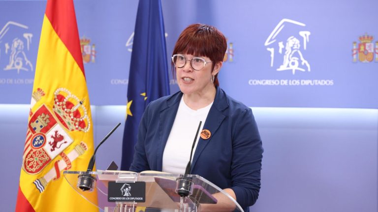 Compromís cree que la negociación con Sumar es una «oportunidad» para ganar autonomía pero no descarta la ruptura