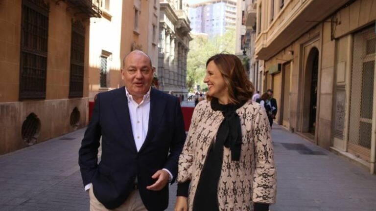 Marí Olano, el concejal radiactivo de València: el edil de contratación se abstiene de numerosos procesos por sus intereses en empresas