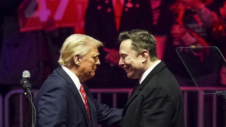 Elon Musk, tras firmar Trump su megaley fiscal: «Hoy se crea el Partido América»