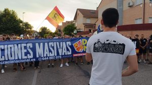 Cánticos nazis y soflamas xenófobas en el pinchazo de la extrema derecha en Alcalá de Henares