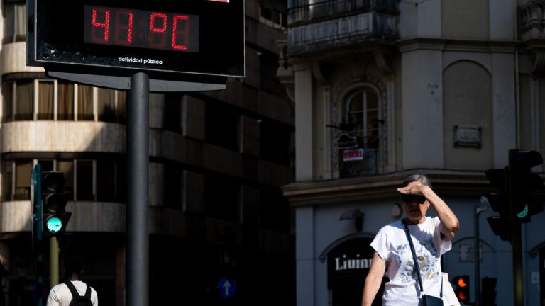 La Aemet advierte de una semana de calor intenso con máximas por encima de los 40 grados
