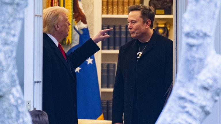 Trump responde a Musk con amenazas: «El DOGE puede ser el monstruo que devore a Elon, se lleva muchos subsidios»
