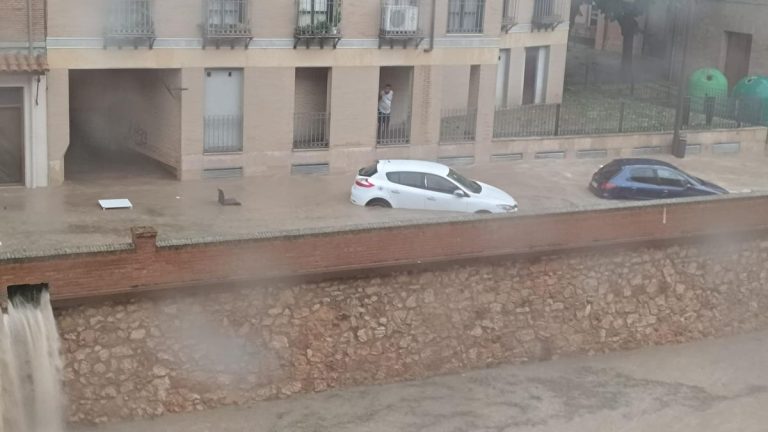 La dana descarga con fuerza en el oeste de Aragón e inunda las calles de Tarazona