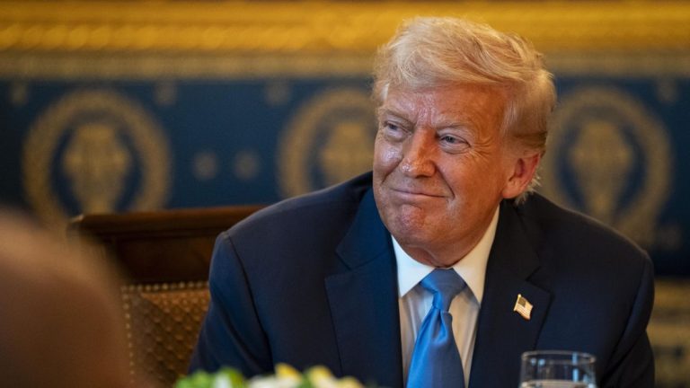 Trump intenta espantar el fantasma del TACO por no cumplir las amenazas: «Los aranceles se pagarán el 1 de agosto, no habrá prórrogas»