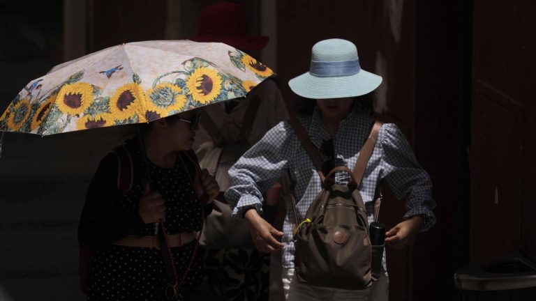 Respiro en el norte, calor en el sur: la Aemet activa avisos por temperaturas altas o tormentas en 12 comunidades