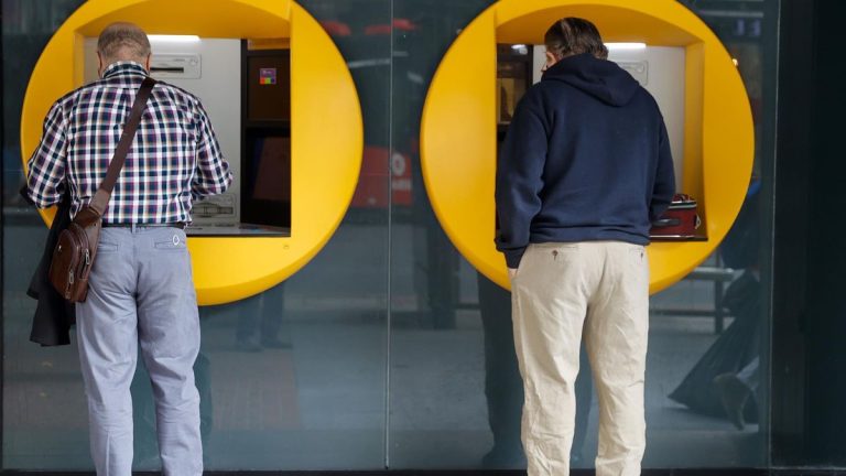 Los grandes bancos disparan un 11% su beneficio en la primera mitad del año y ganan 17.000 millones de euros