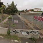 El insólito caso de una calle de Canarias que lleva años cortada y vallada porque un vecino no pagó una deuda
