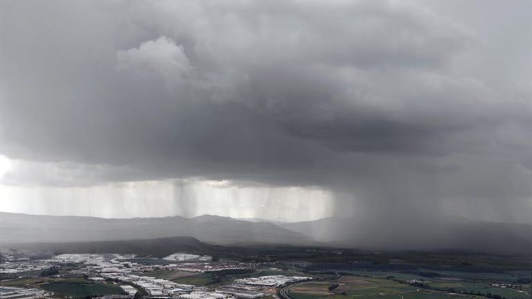 La Aemet activa alerta naranja por fuertes tormentas que dejará la dana en Aragón, Catalunya y Comunitat Valenciana