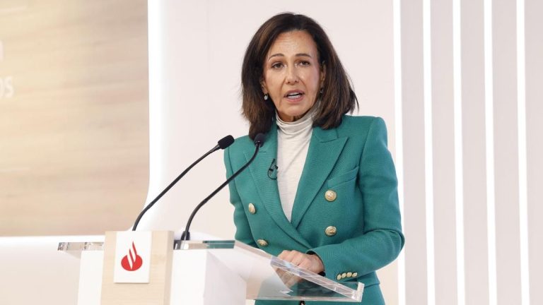 Santander compra TSB, la filial británica de Banco Sabadell, por más de 3.000 millones de euros