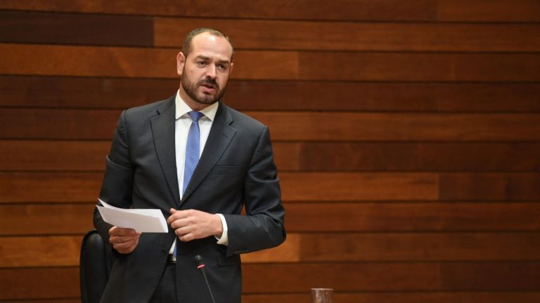 Francisco Ramírez entra en el Gobierno extremeño tras la dimisión de un consejero por mentir en su currículum