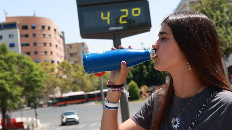 La Aemet alarga el aviso por ola de calor hasta el jueves de la semana próxima