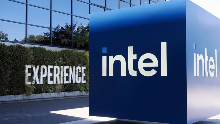 Trump exige la dimisión «inmediata» del consejero delegado de Intel