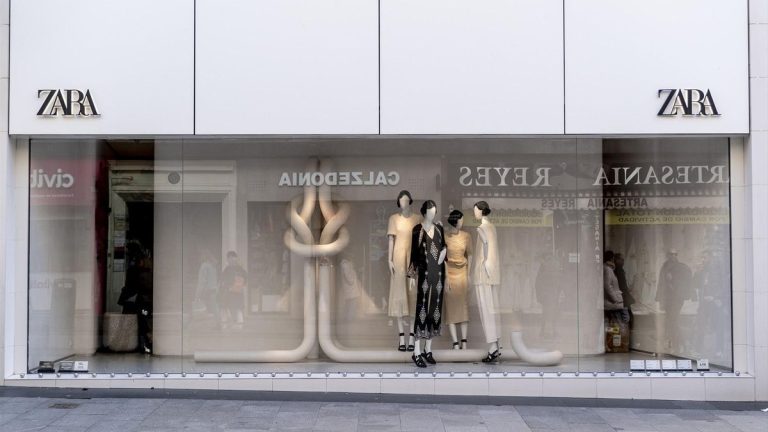 Zara retira las fotos de una modelo «poco saludable» tras la queja de una asociación británica de publicidad